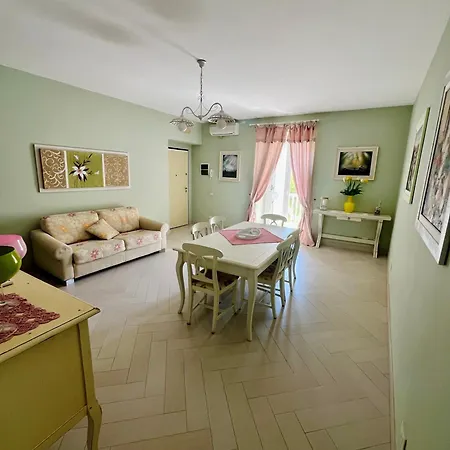 Apartment Perla Del Faro *